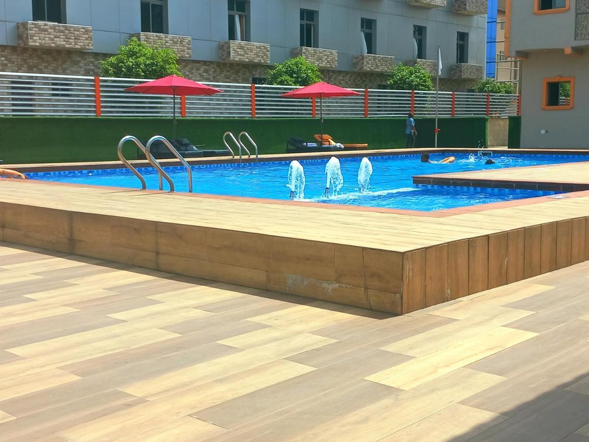Wetland Hotel Ughelli Екстериор снимка